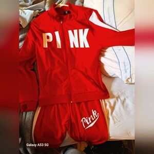 Jogging red and white pink slogan outfit. Xl
